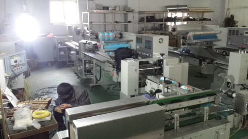 誠信鑄就品質，專業(yè)成就未來——青微衛(wèi)生紙包裝機械廠家的設備與服務